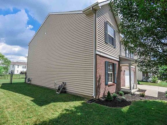 3rd image of 6438 Bonneville Dr