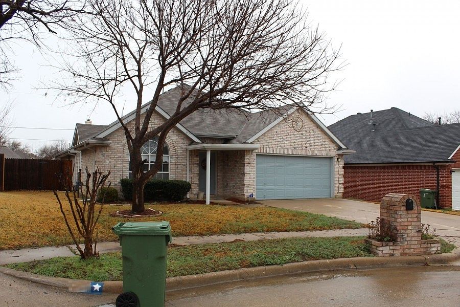 2nd image of 953 Blossomwood Ct