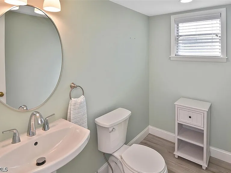 4295 Island Cir #2 — Photo 6