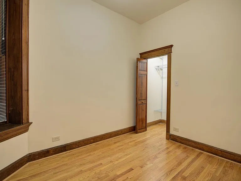 1433 N Wells St #1R — Photo 6