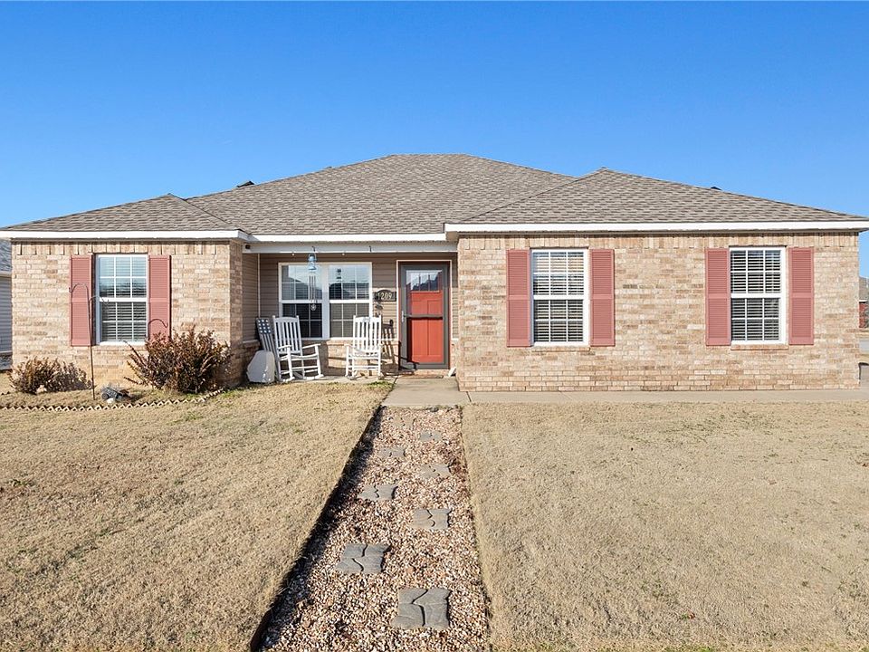 1st image of 1209 S Gentle Valley Dr