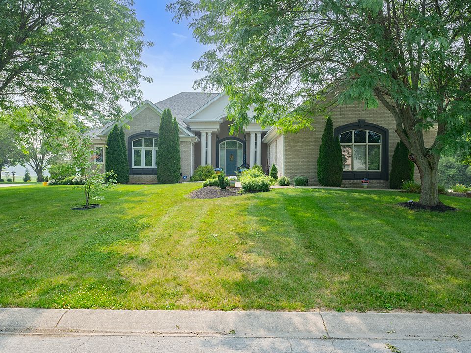1st image of 505 S Pinehurst Ln