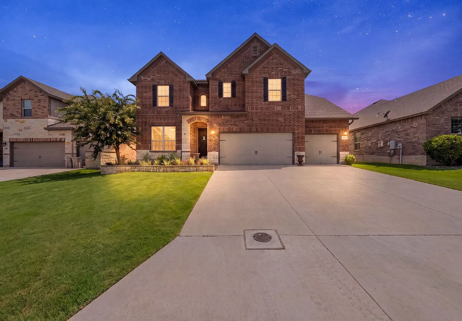 4 bed, 3.5 bath, 3245 sqft, $2,800 — Photo 2