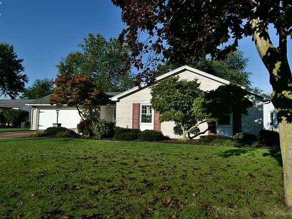 3rd image of 912 Lee Ave