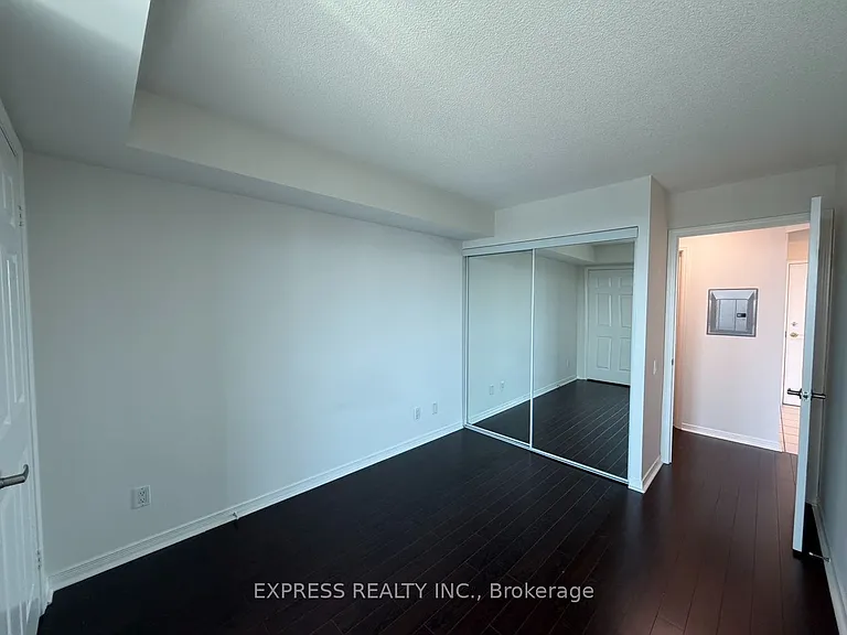 8 Hillcrest Ave #1902 — Photo 10
