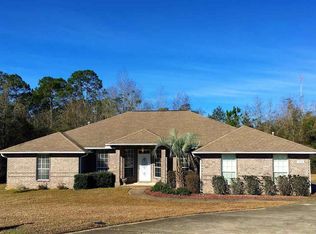 255 Shay Trl, Cantonment, FL 32533