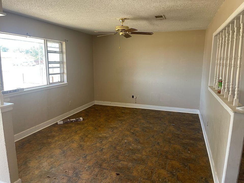 643 S Farmer St, Crosbyton, TX 79322 Zillow