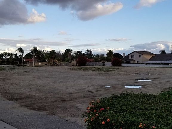 3rd image of 5459 W Mission Blvd