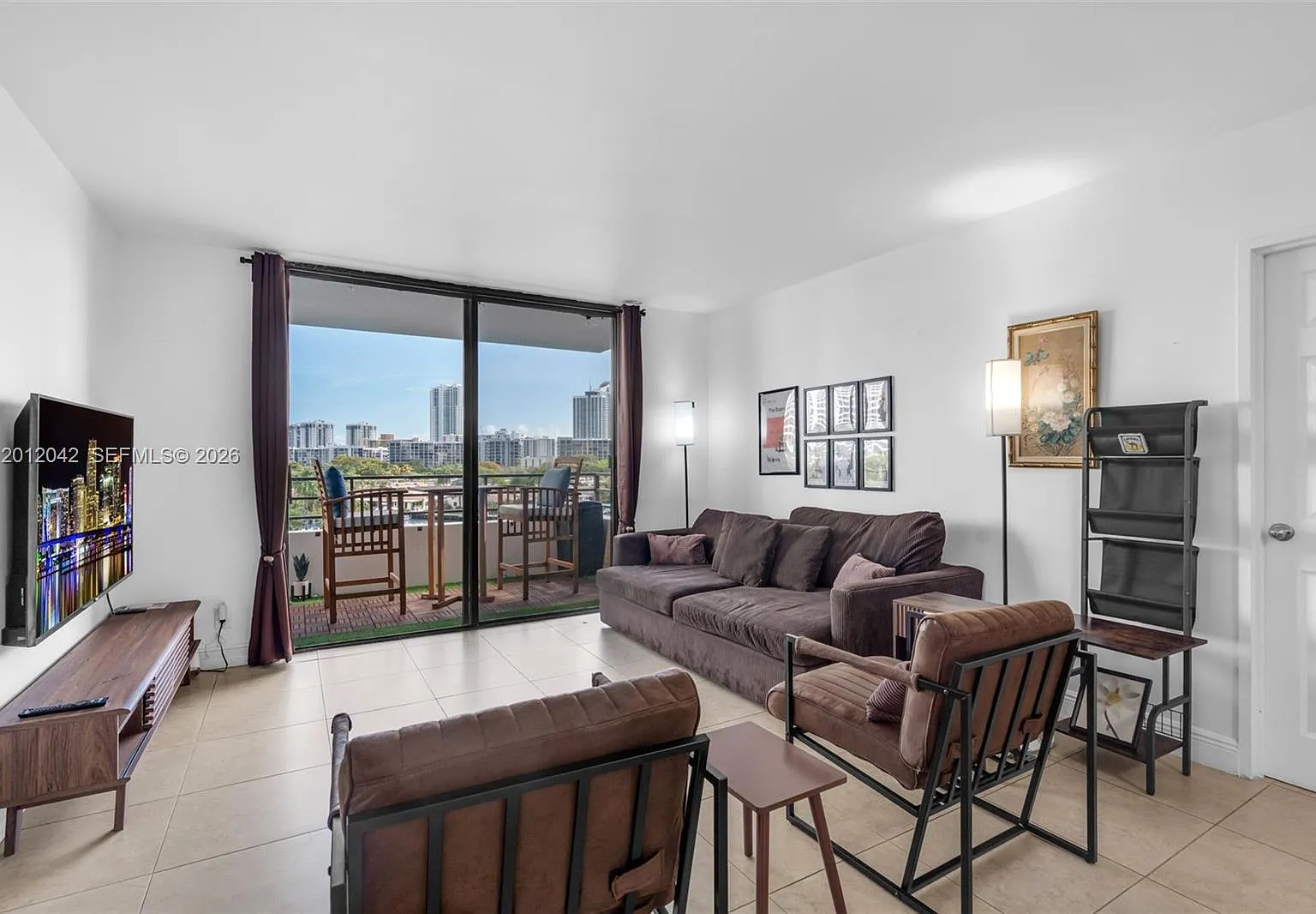 Olympus Condo Phase — Photo 4