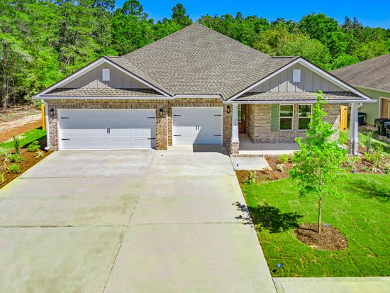 71 Leap Year Ln, Freeport, FL 32439