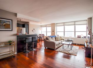 655 W Irving Park Rd APT 4015, Chicago, IL 60613