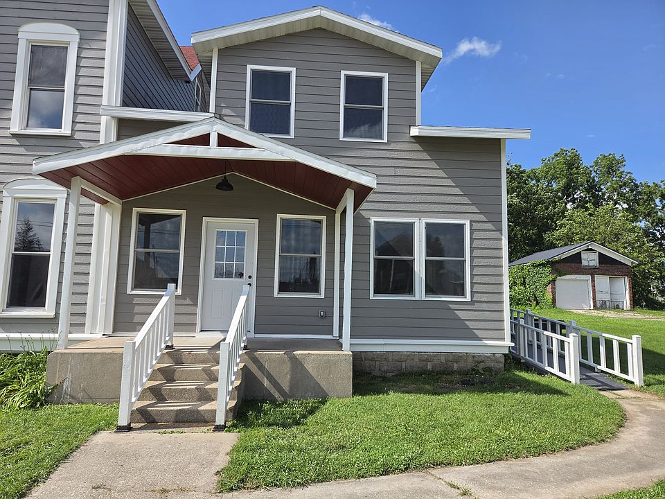 1st image of 1605 8th St