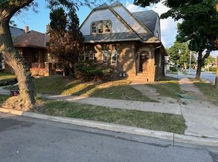 3900 N 26th St, Milwaukee, WI 53206