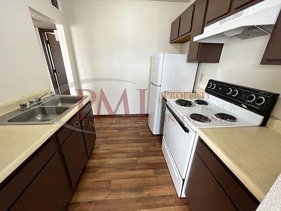 5th image of 1650 W Park Dr #D