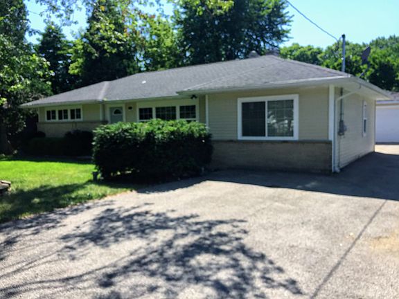 3rd image of 34844 N James Ave