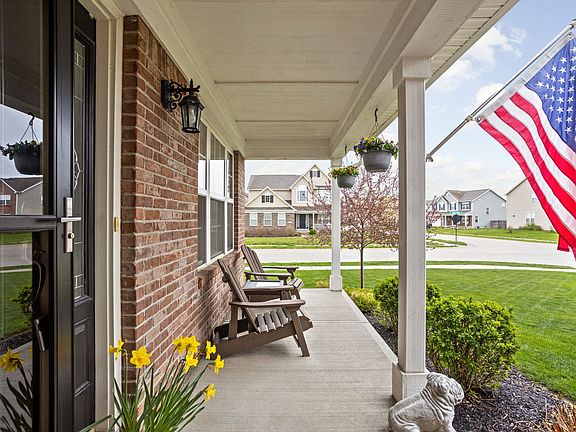 5th image of 7820 Parkdale Dr