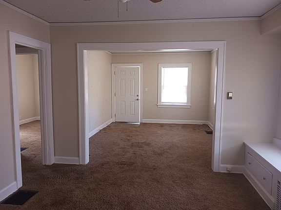 2nd image of 1901 S Willow Ave