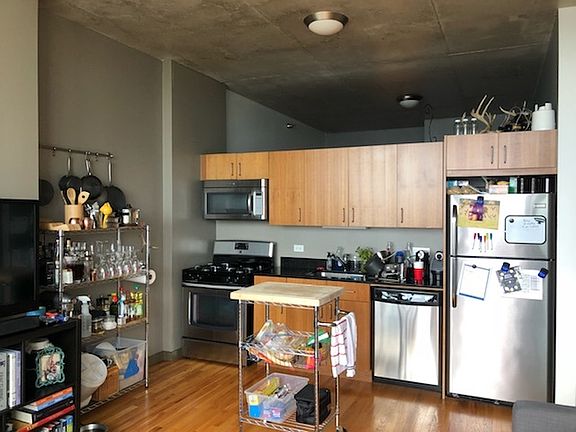 3rd image of 1720 S Michigan Ave APT 2213