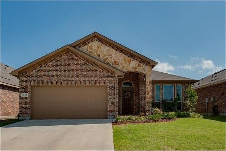 1st image of 3329 Tamarack Ln