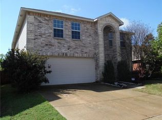 12521 Foxpaw Trl, Fort Worth, TX 76244