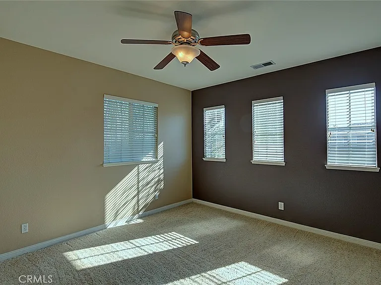4520 Garden City Ln — Photo 23