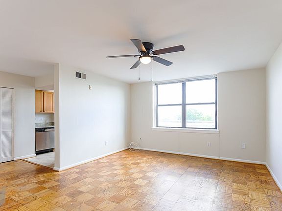 3rd image of 3902 14th St NW APT 720