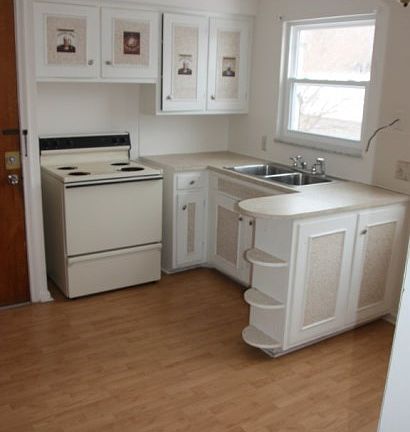 5th image of 1372 N Cove Blvd