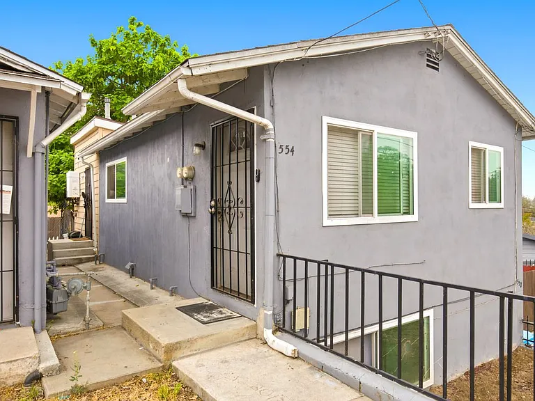 554 Ritchey St — Photo 13
