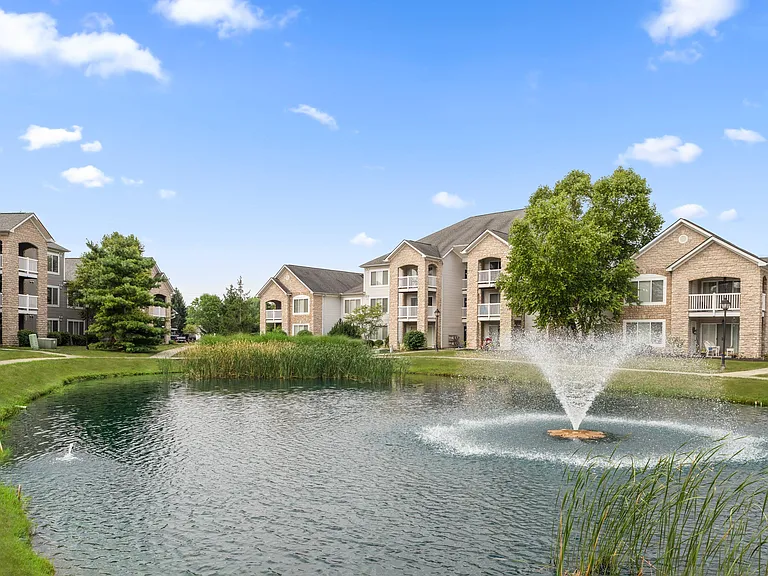 Exterior View of Bennington Pond