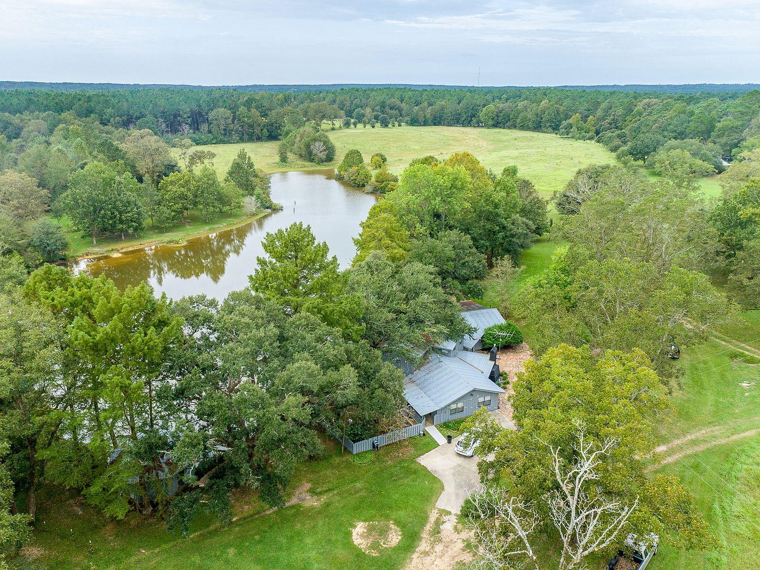 41 Saucier Rd, Hattiesburg, MS 39402 Zillow