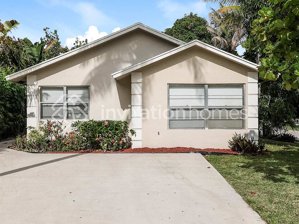 1st image of 937 SE 3rd Ave