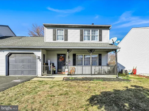 185 S View Rd, Fleetwood, PA 19522