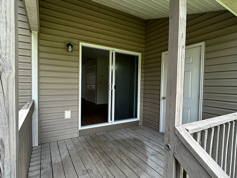 53 Meadow Glen Ct #4 — Photo 6