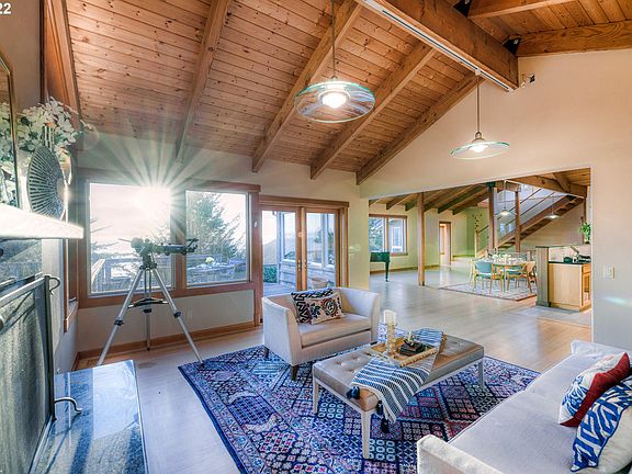 4th image of 31878 Chantrelle Ln