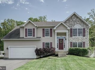 1629 Carriage Dr, Williamstown, NJ 08094