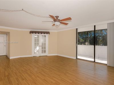 10854 N Kendall Dr #215, Miami, FL, 33176