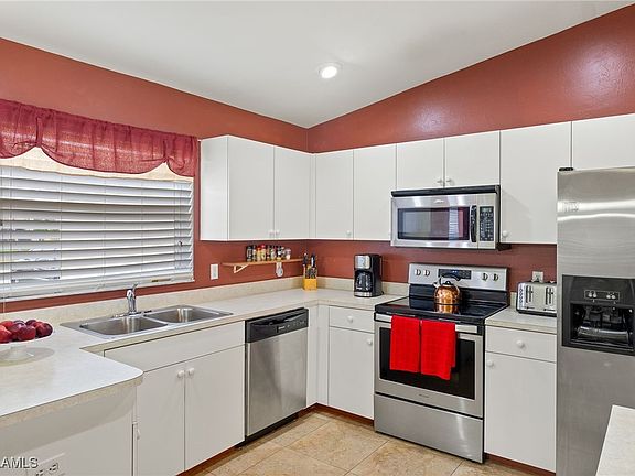 3rd image of 1709 Academy Blvd