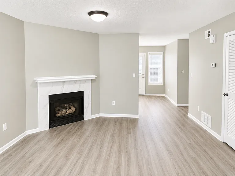 Windsong Townhomes — Photo 9
