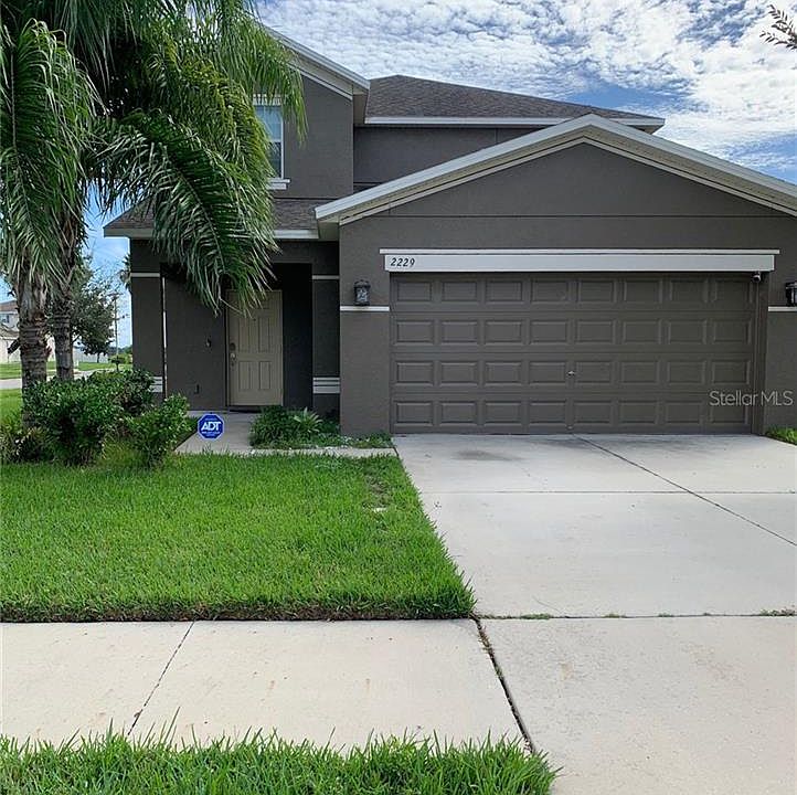 2nd image of 2229 Richwood Pike Dr