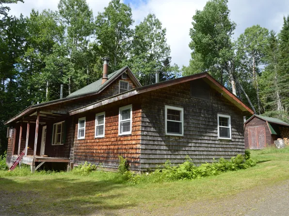 8 Tote Road, Rangeley, ME 04970
