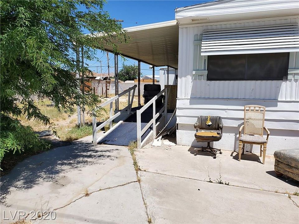 1st image of 2092 Toiyabe St
