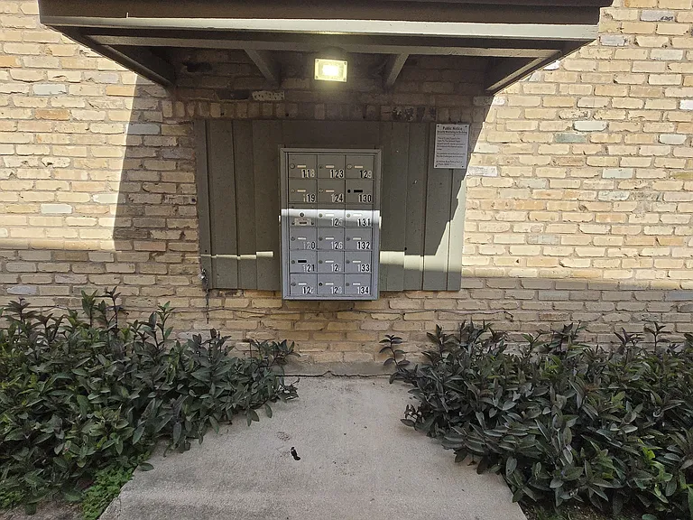 6611 Southpoint St #128 — Photo 6