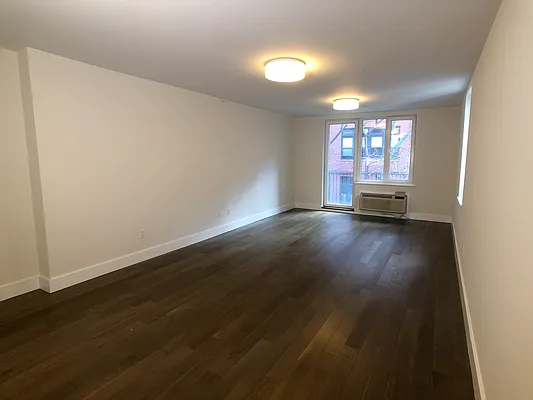 Rented by Highline Residential | media 29