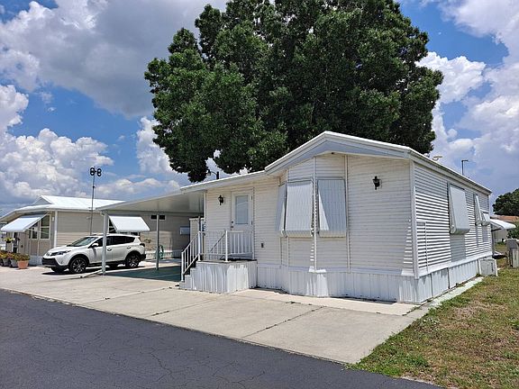3rd image of 5905 NE Cubitis Ave #225