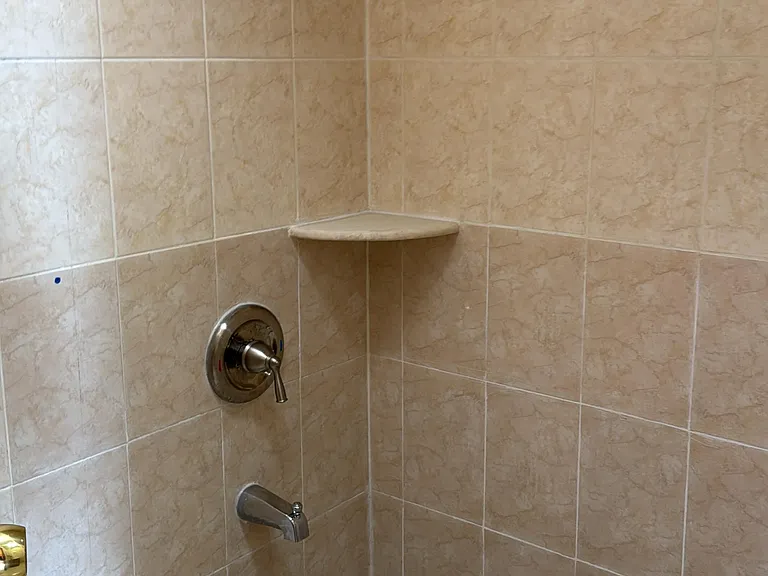 112-00 Rockaway Blvd #2 — Photo 3