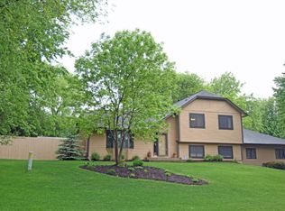 1213 Bluebill Bay Rd, Burnsville, MN 55306