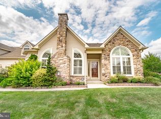 382 Shady Brook Dr, Langhorne, PA 19047