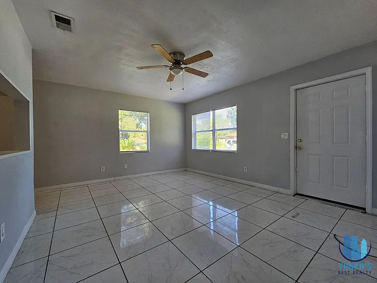 2721 Doyle Cir — Photo 5