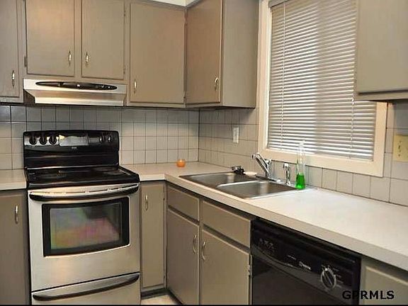 3rd image of 3310 Florence Blvd #3310