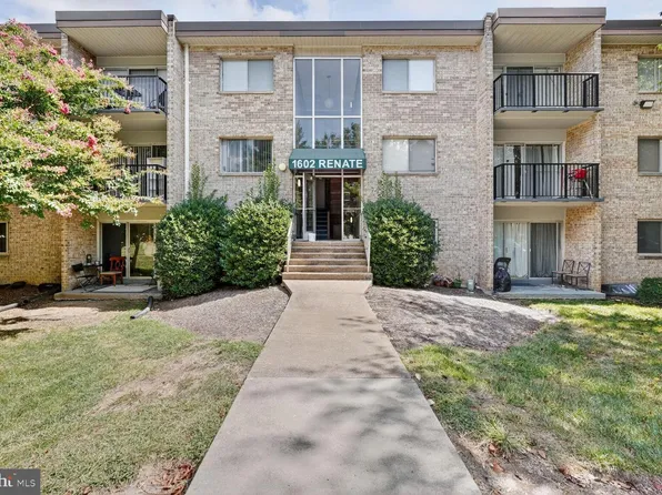 1602 Renate Dr APT 302, Woodbridge, VA 22192